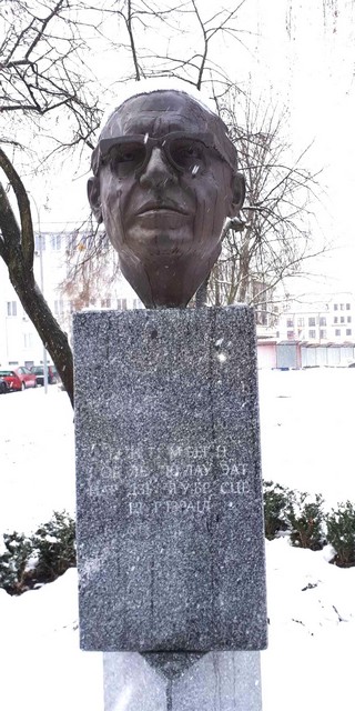 Пам'ятник Менахему Беґіну у Бресті
