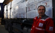 Медикаменты и товары первой необходимости отправляются в Газу для дальнейшей раздачи мирному палестинскому населению