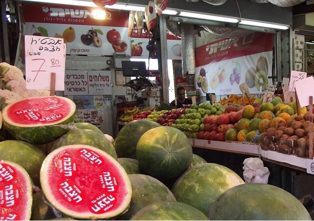 Рынок «Кармель» в Тель-Авиве. Фото: Вера Рыжикова