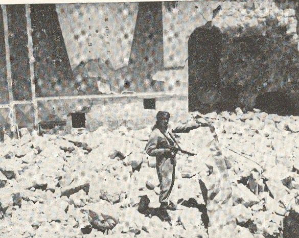 Arab_Legion_soldier_in_ruins_of_Hurva
